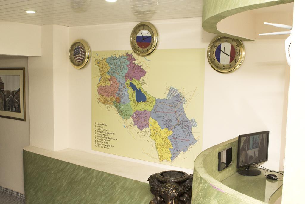 Inter Boutique Hotel Jerevan Buitenkant foto