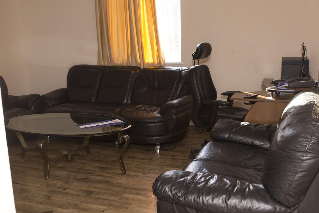 Inter Boutique Hotel Jerevan Buitenkant foto